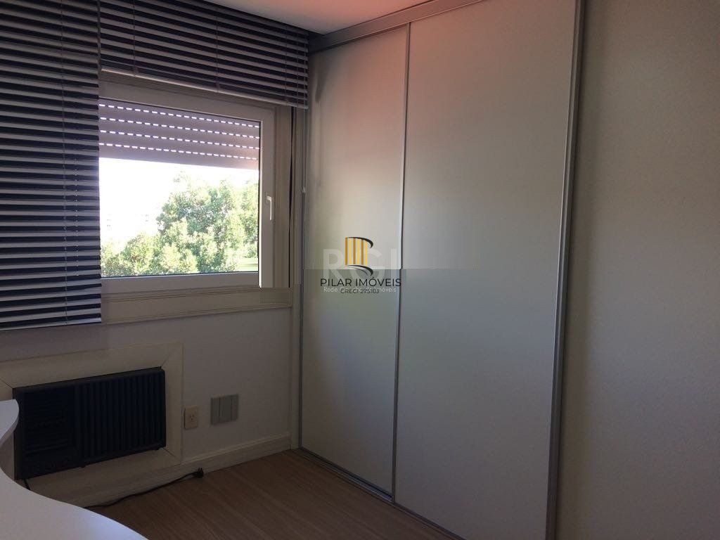 Cobertura para Venda - 248m², 3 dormitórios, sendo 1 suites, 2 vagas - Mont Serrat
