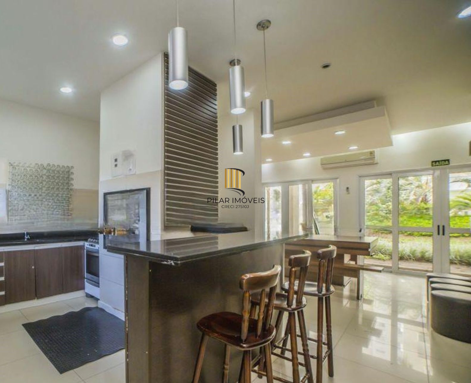 Vende-se apartamento com 2 quartos (1 suíte), 68m² e 1 vaga – Vila Ipiranga