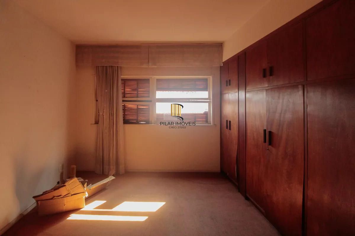 Vende-se apartamento com 4 quartos (1 suíte), 204 m² e 2 vagas - Rio Branco
