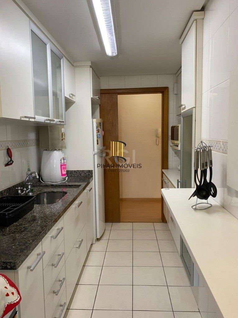 Apartamento para Venda - 75m², 2 dormitórios, sendo 1 suíte, 2 vagas-Petrópolis