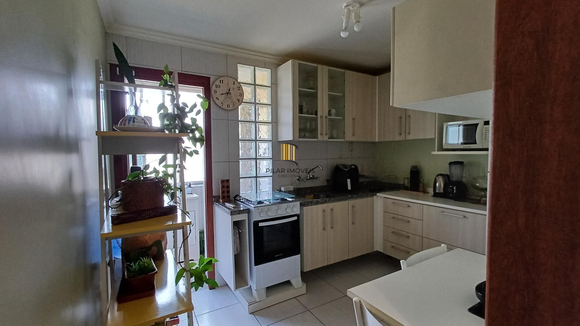 Vende-se apartamento com 2 quartos e 81 m² - Teresópolis