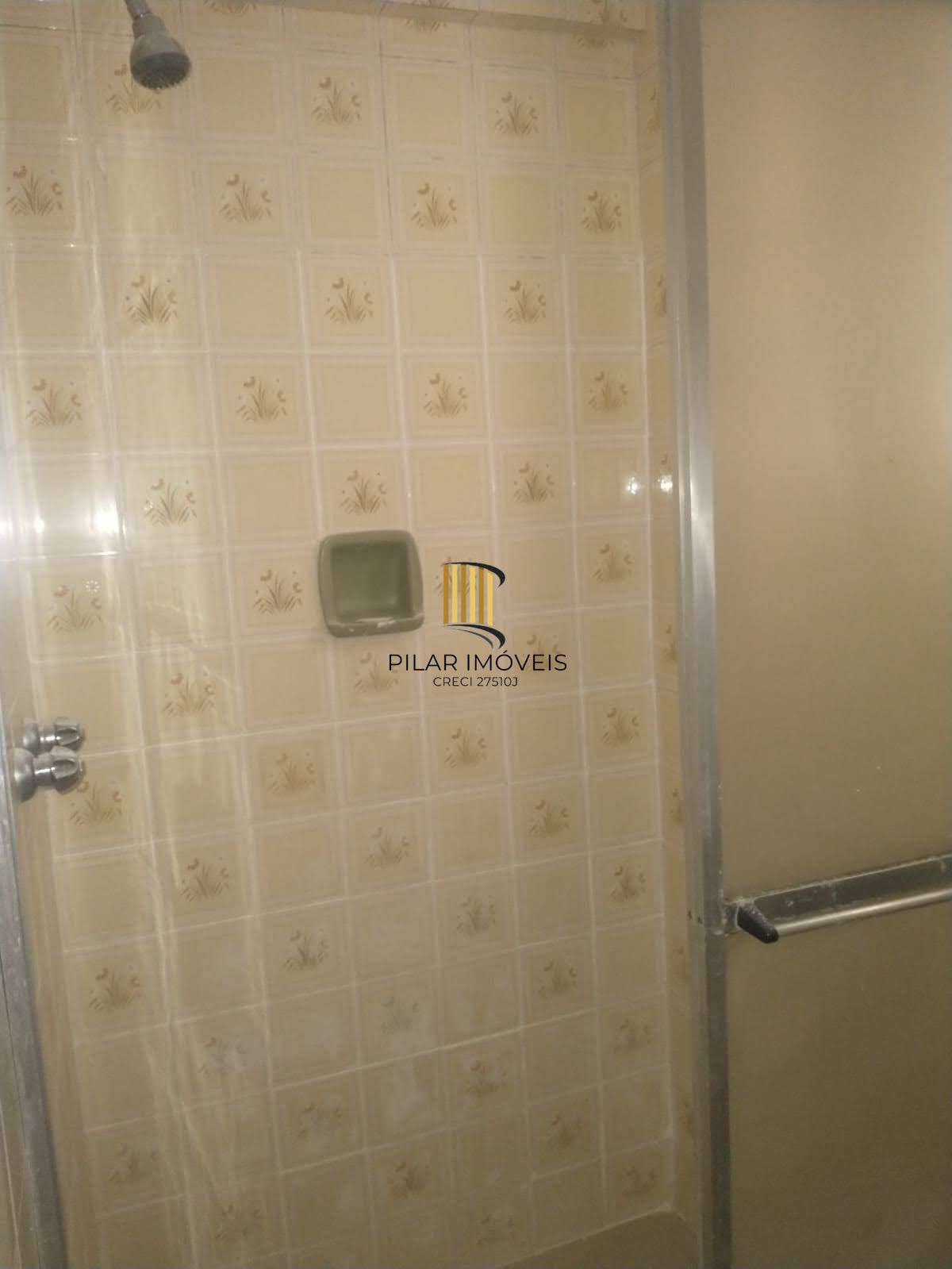 Vende-se apartamento com 2 quartos, 58m² e 1 vaga - Auxiliadora