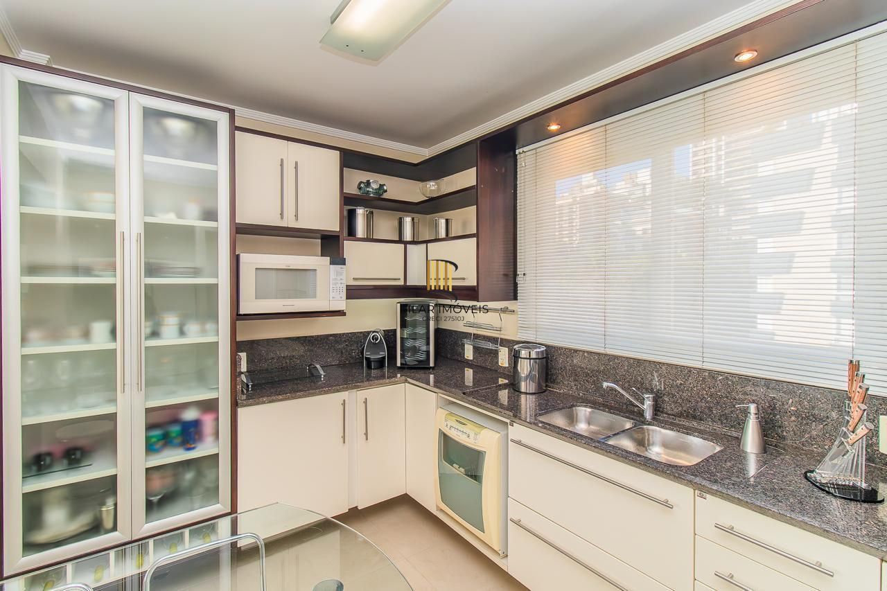 Vende-se apartamento mobiliado com 3 quartos e 134 m² - Mont Serrat