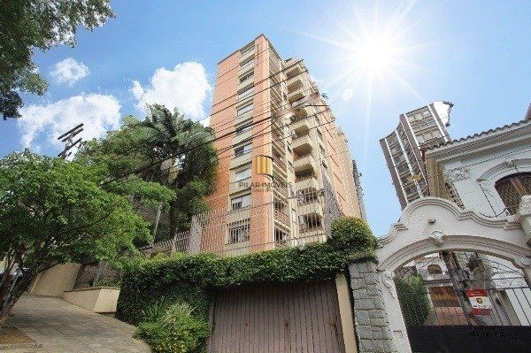 Vende-se amplo apartamento 3 dorm c/ suíte, 2 vagas cobertas, dependência completa, living com sacada - 233m² - Moinhos de Vento
