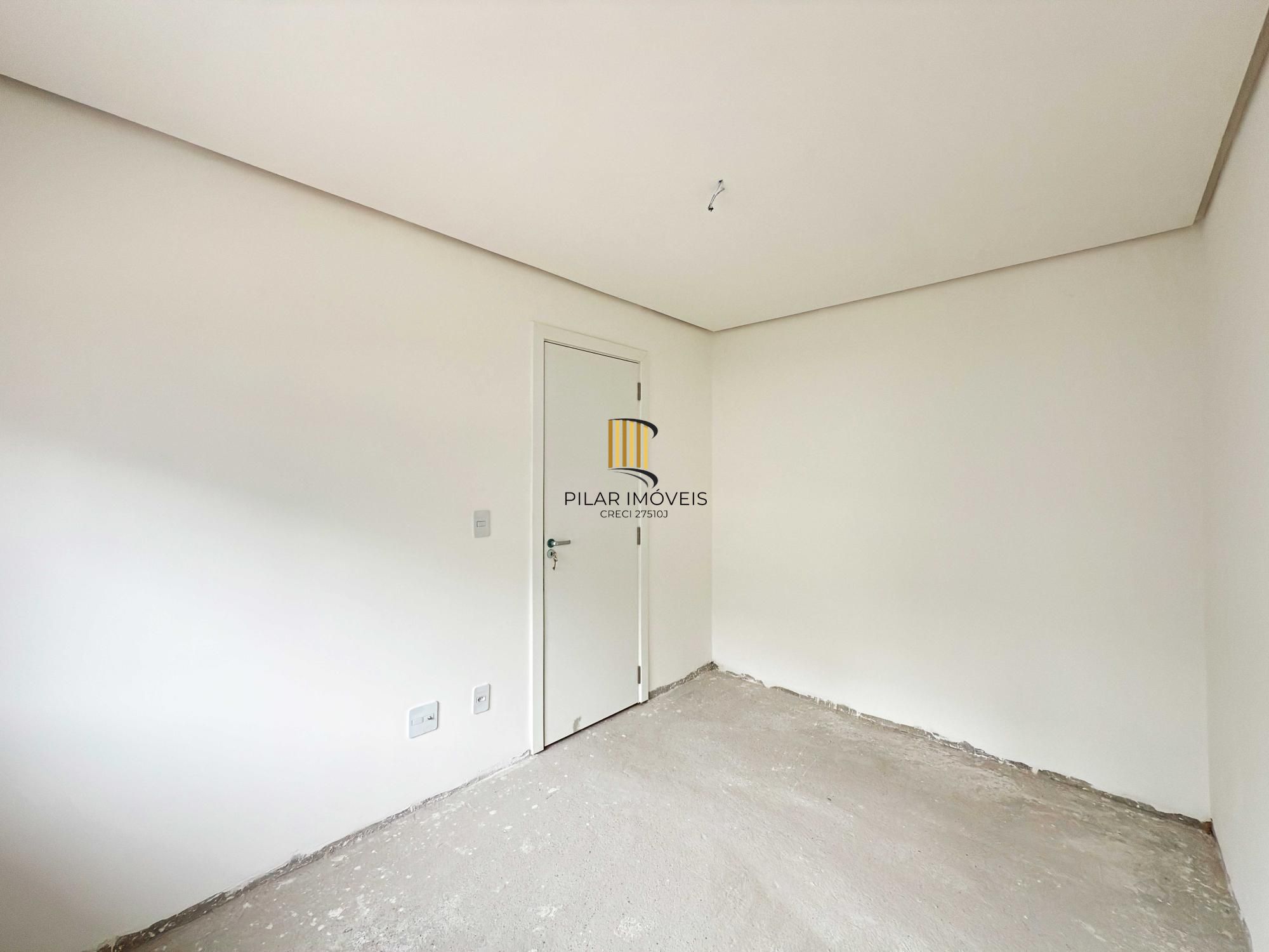 Vende-se casa em condomínio com 4 dormitórios (2 suítes), 3 vagas  – Tristeza