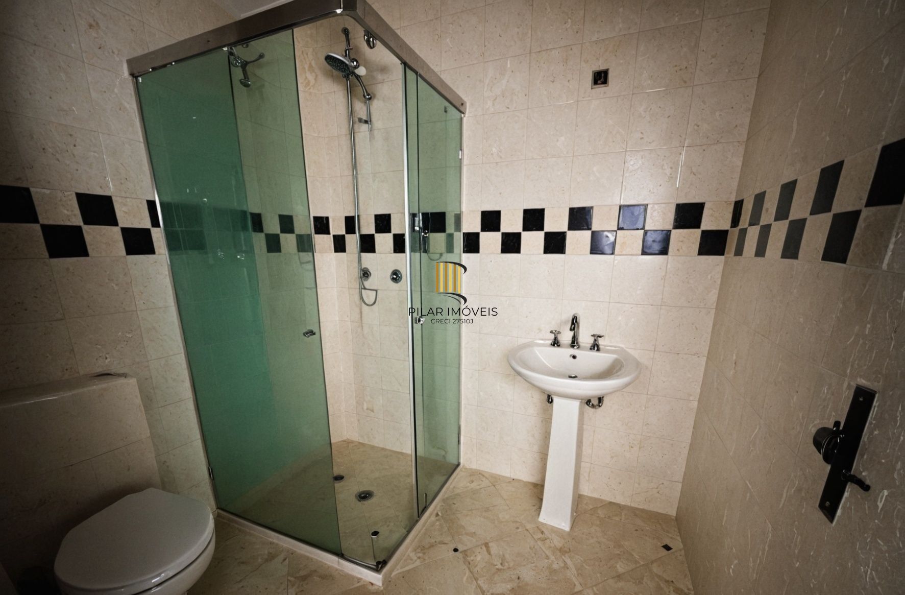 Casa em condomínio com 3 quartos, suíte e 200 m² – Tristeza