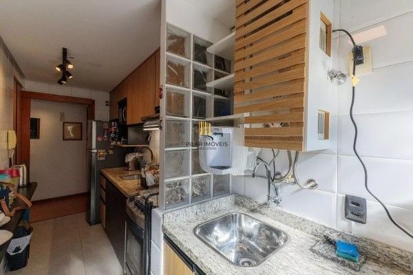 Vende-se apartamento com dois quartos(1 suíte), 73M² e 1 vaga - Rio Branco