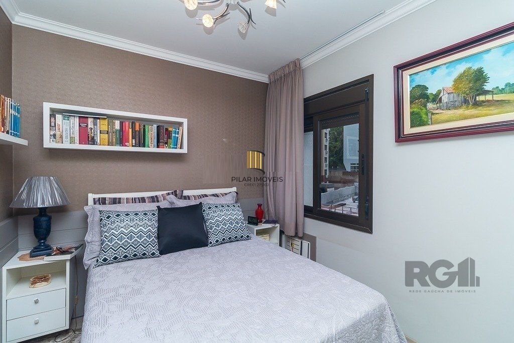 Apartamento 3 dormitórios, 1 suíte, 2 vagas de garagem no Bairro Bela Vista.