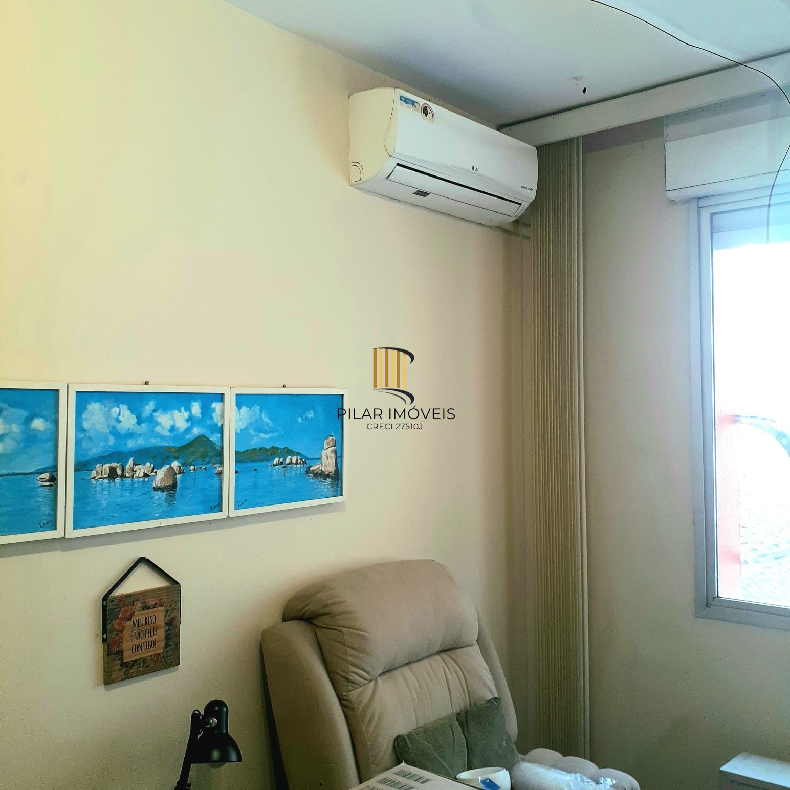 Vende-se apartamento com 1 quarto e 38m² - Bom Fim