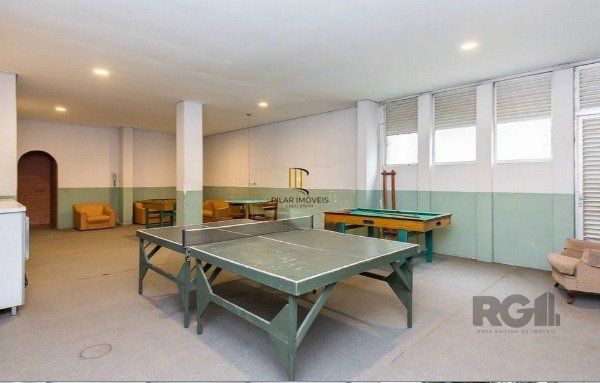 Vende-se apartamento 3 quartos com suíte e duas vagas - 134m² - Moinhos de Vento