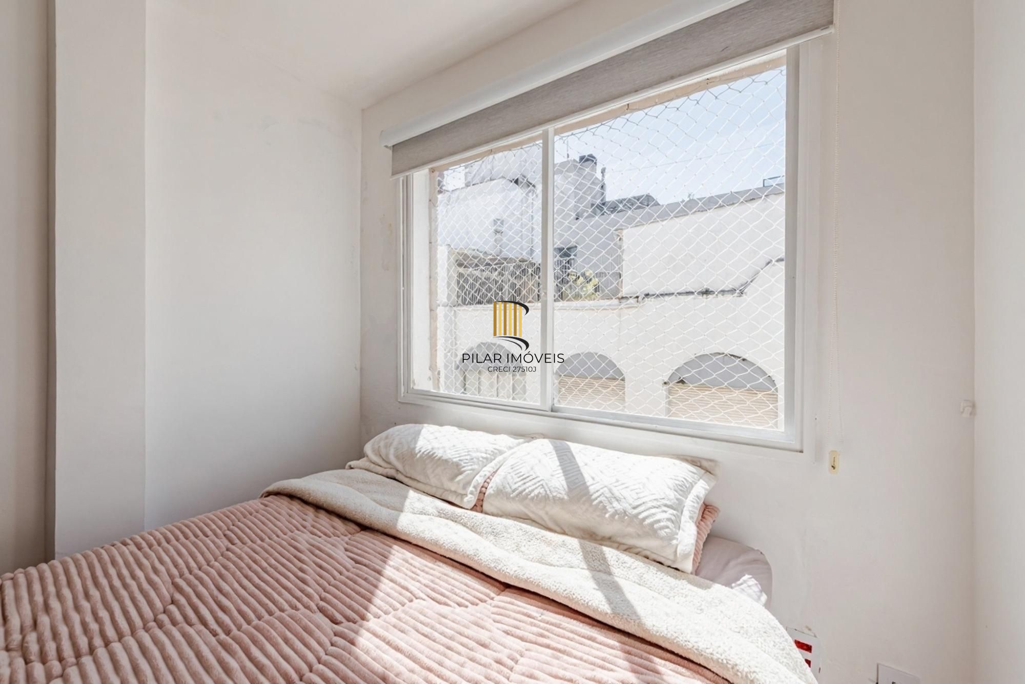 Vende-se cobertura duplex com 3 quartos (1 suíte), 117m² e 1 vaga – Menino Deus