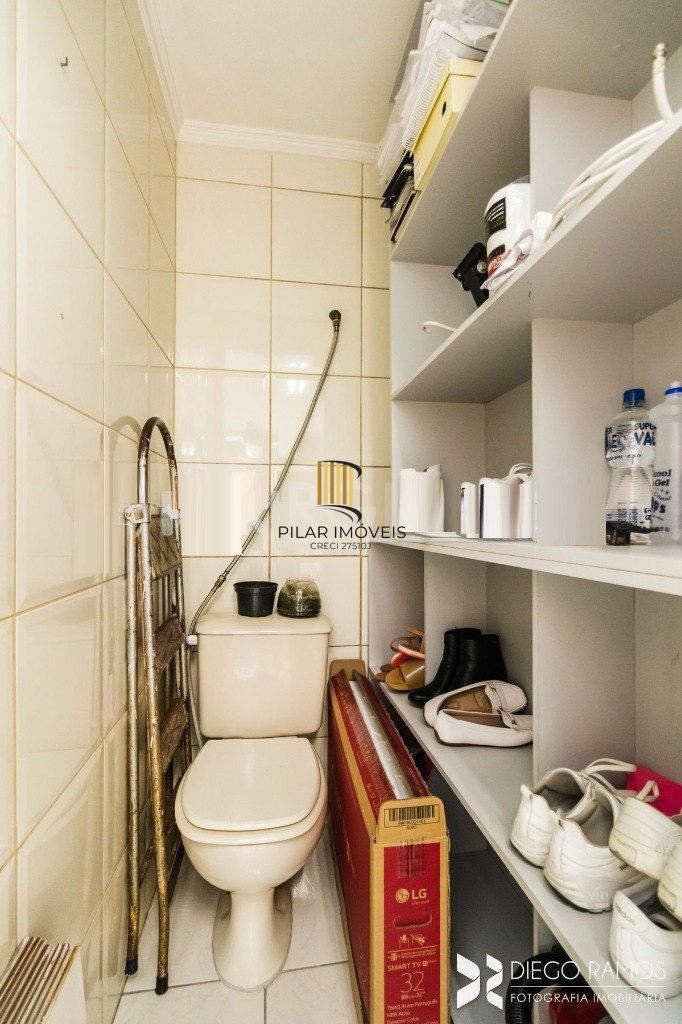 Apartamento para Venda - 79m², 2 dormitórios, 1 vaga - Partenon