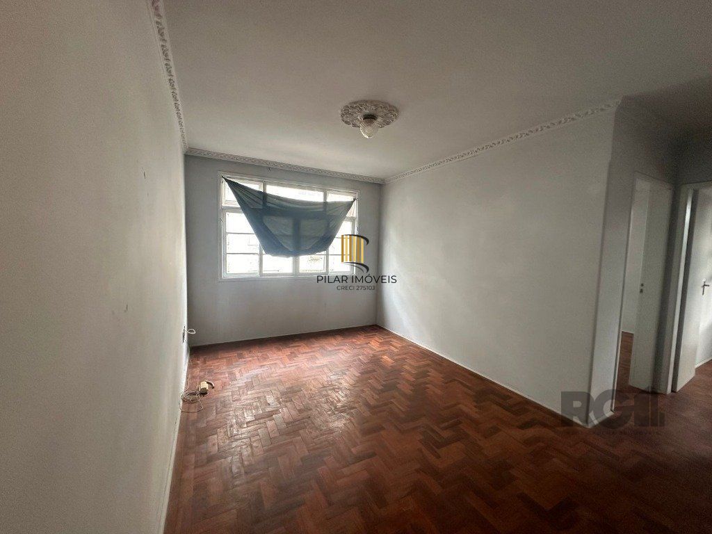 Vende-se apartamento 2 quartos espaçosos com vaga rotatirva próximo ao Mãe de Deus - 54m² - Medianeira