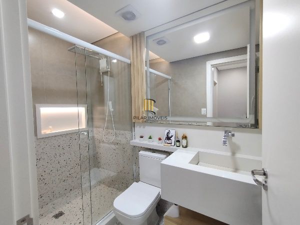 Vende-se apartamento reformado com 2 dormitórios (1 suíte) - 75 m² - Jardim Botânico