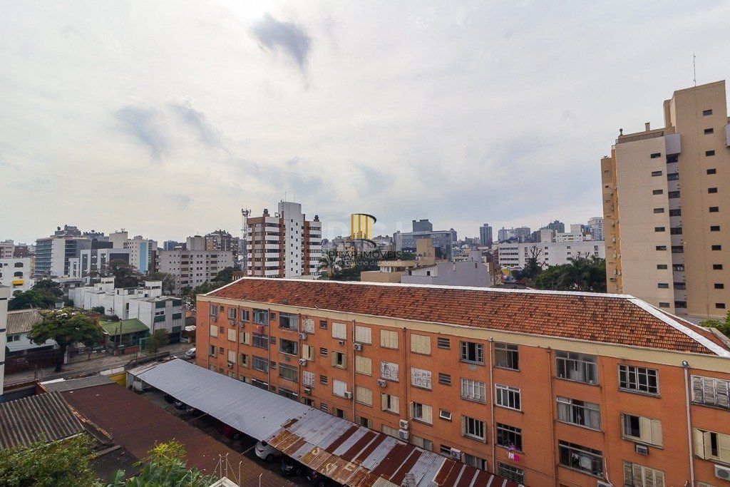 Apartamento para Venda - 84.16m², 2 dormitórios, 1 vaga - São João