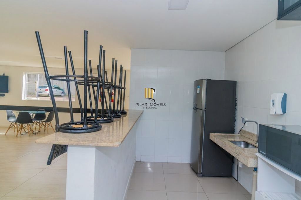Vende-se apartamento com 2 quartos, 40m² e 1 vaga – Morro Santana