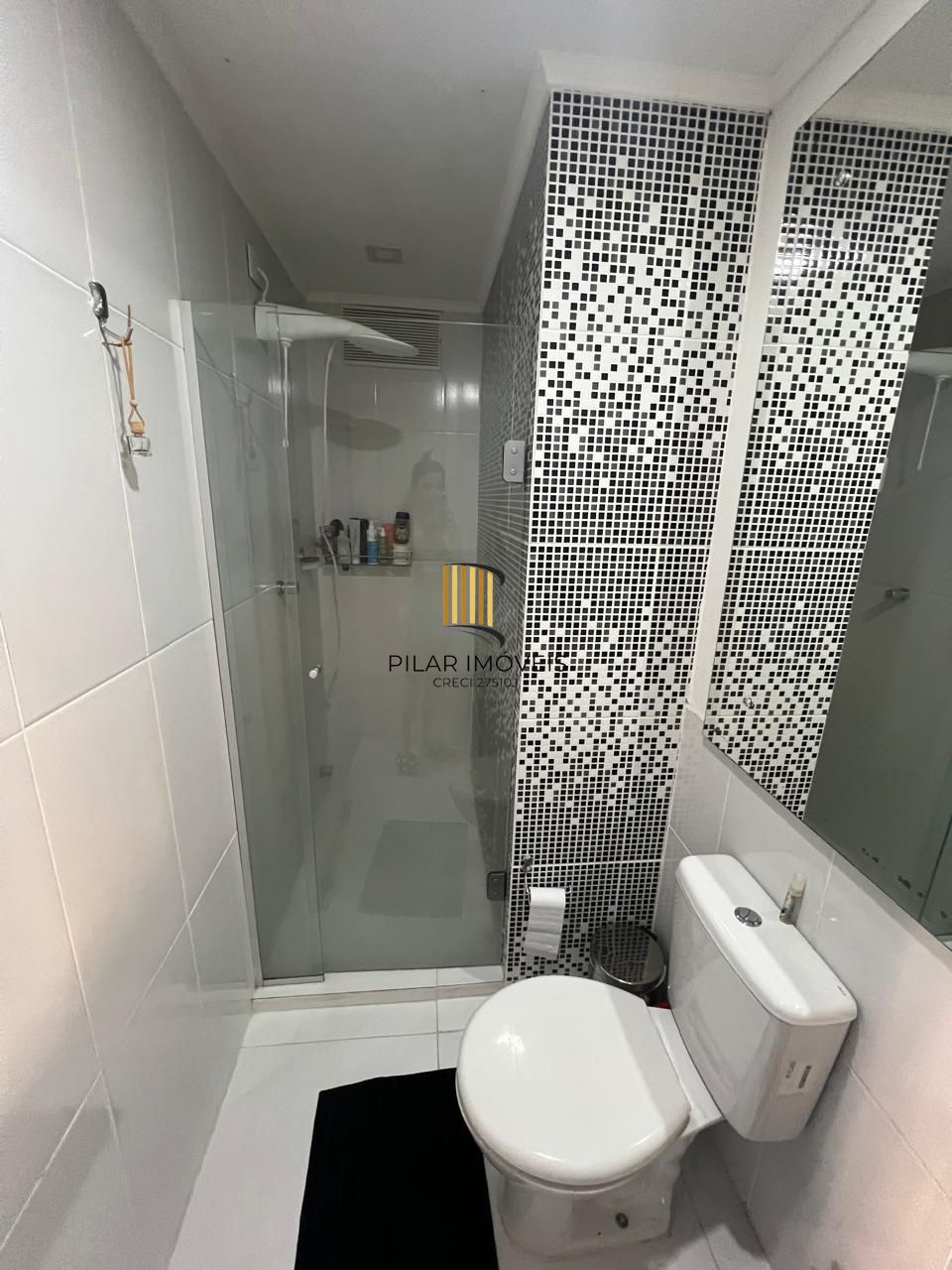 Vende-se apartamento com 1 quarto, 45 m² e 1 vaga - Mont Serrat