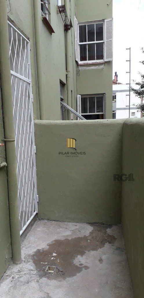 Apartamento térreo com pátio de 1 quarto à venda - desocupado e pronto para morar - 44m² - Higienópolis