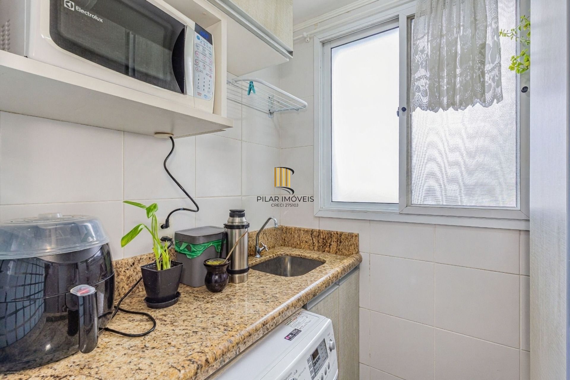 Vende-se apartamento com 2 quartos (1 suíte), 68m² e 1 vaga – Vila Ipiranga