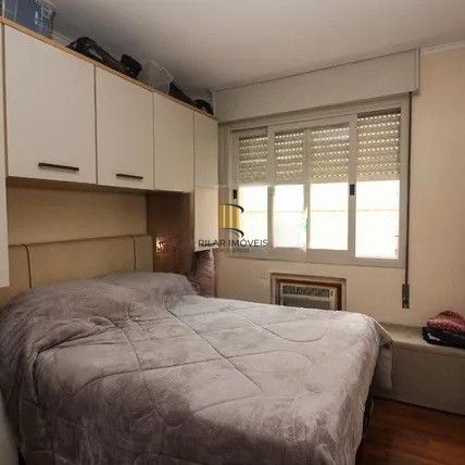 Vende-se apartamento com 2 quartos, 84 m² e 1 vaga - Menino Deus