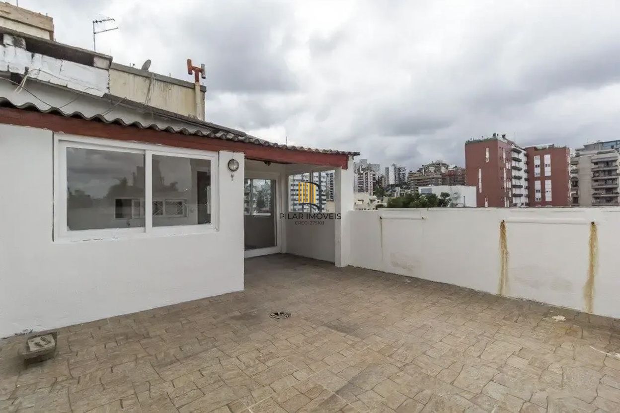 Vende-se cobertura com 1 quarto, 105m² e 1 vaga - Mont Serrat