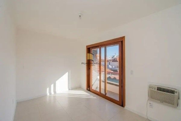 Vende-se apartamento de 2 quartos, 1 vaga, 87m² - Bom Fim