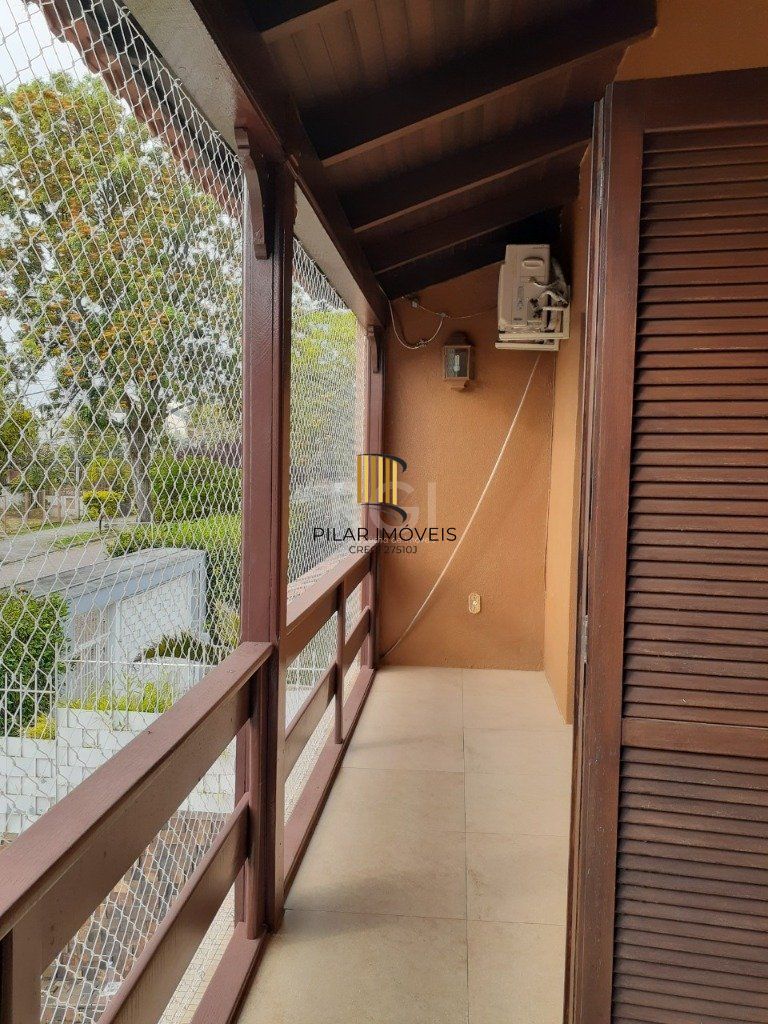 Casa 3 dormitórios, 2 suítes, 4 vagas, 257,52 m² de área privativa, no Bairro Ipanema