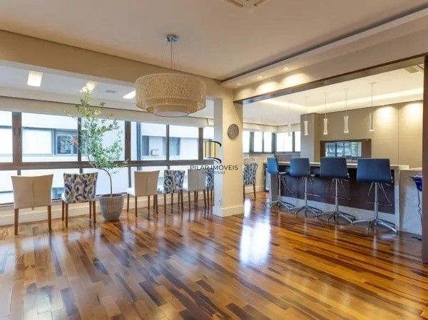 Vende-se amplo apartamento luxuoso 3 suítes e 3 vagas, hidro, mobiliado, dependência completa - 221m² - Bela Vista