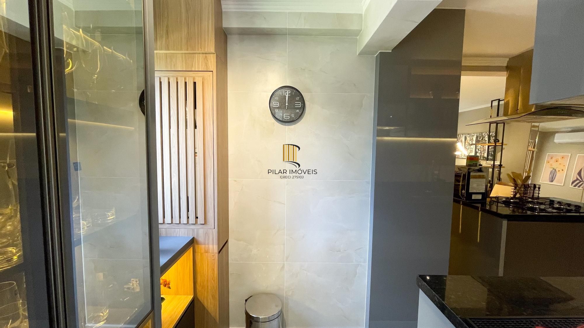 Vende-se apartamento com 3 quartos (1 suíte), 100m² e 1 vaga - Jardim Europa