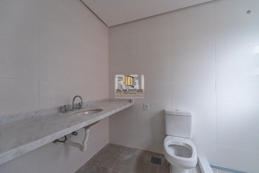 Apartamento para Venda - 102m², 2 suítes com 2 vagas - Petrópolis