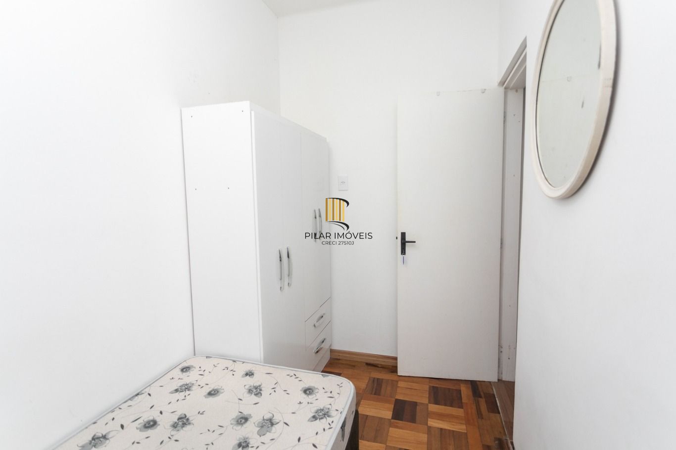 Vende-se apartamento com 3 quartos(1 suíte), 95m², sacada e 1 vaga - Bela Vista