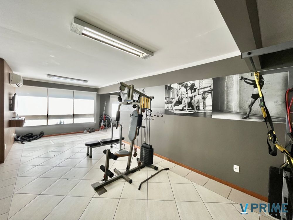 Vende-se apartamento com 2 quartos (1 suíte), 75 m² e 2 vagas – Petrópolis