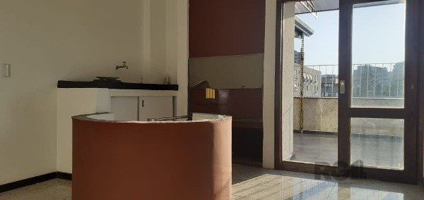 Vende-se bela cobertura de 122m², 2 quartos 2 vagas, desocupado - Auxiliadora
