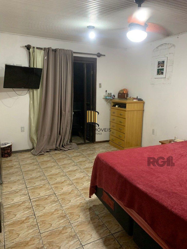 Vende-se casa 3 quartos com suíte e 3 vagas de garagem - 130m² - Jardim Itu Sabará