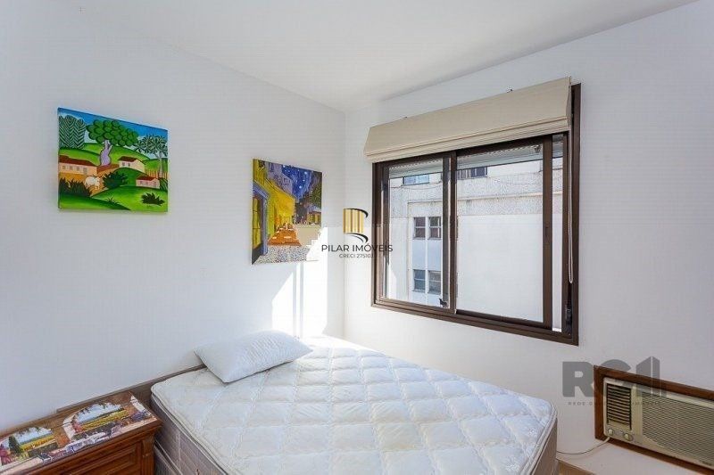 Apartamento 2 dormitórios, 2 banheiros, 1 vaga de garagem no Bairro Independência
