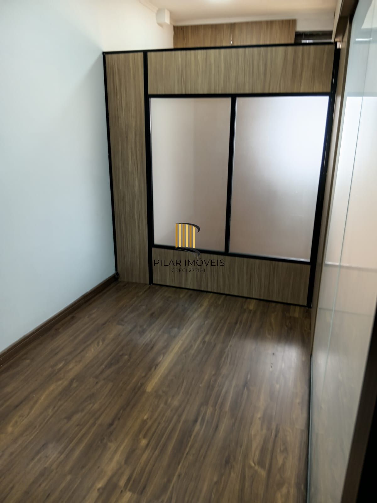 Vende-se cobertura comercial com Terraço – Moinhos de Vento