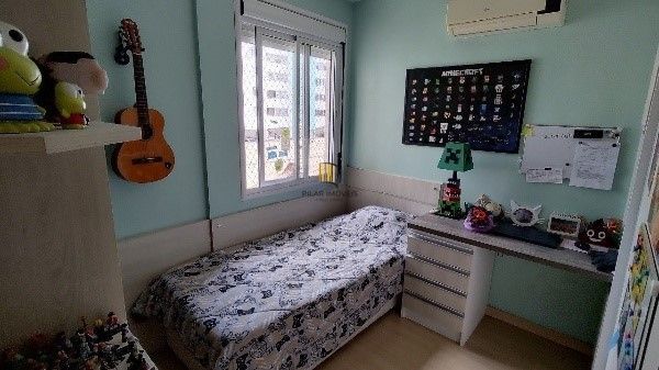 Vende-se apartamento com 3 quartos com suíte, 1 vaga, 75m² no Passo da Areia