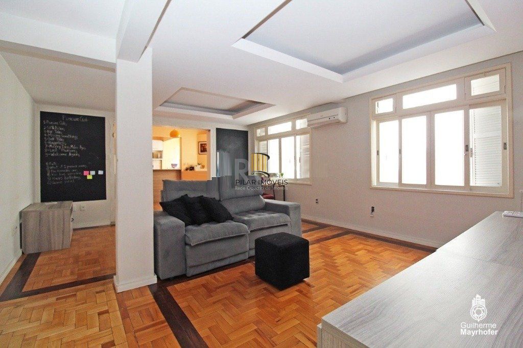 Apartamento para Venda - 81m², 2 dormitórios, sendo 1 suites, 1 vaga - Bom Fim