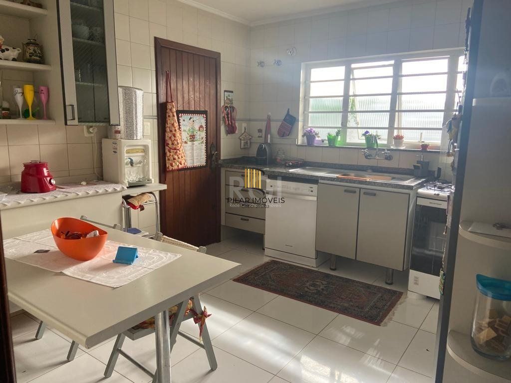 Casa à venda – 3 quartos, 1 suíte, 5 vagas – Chácara das Pedras
