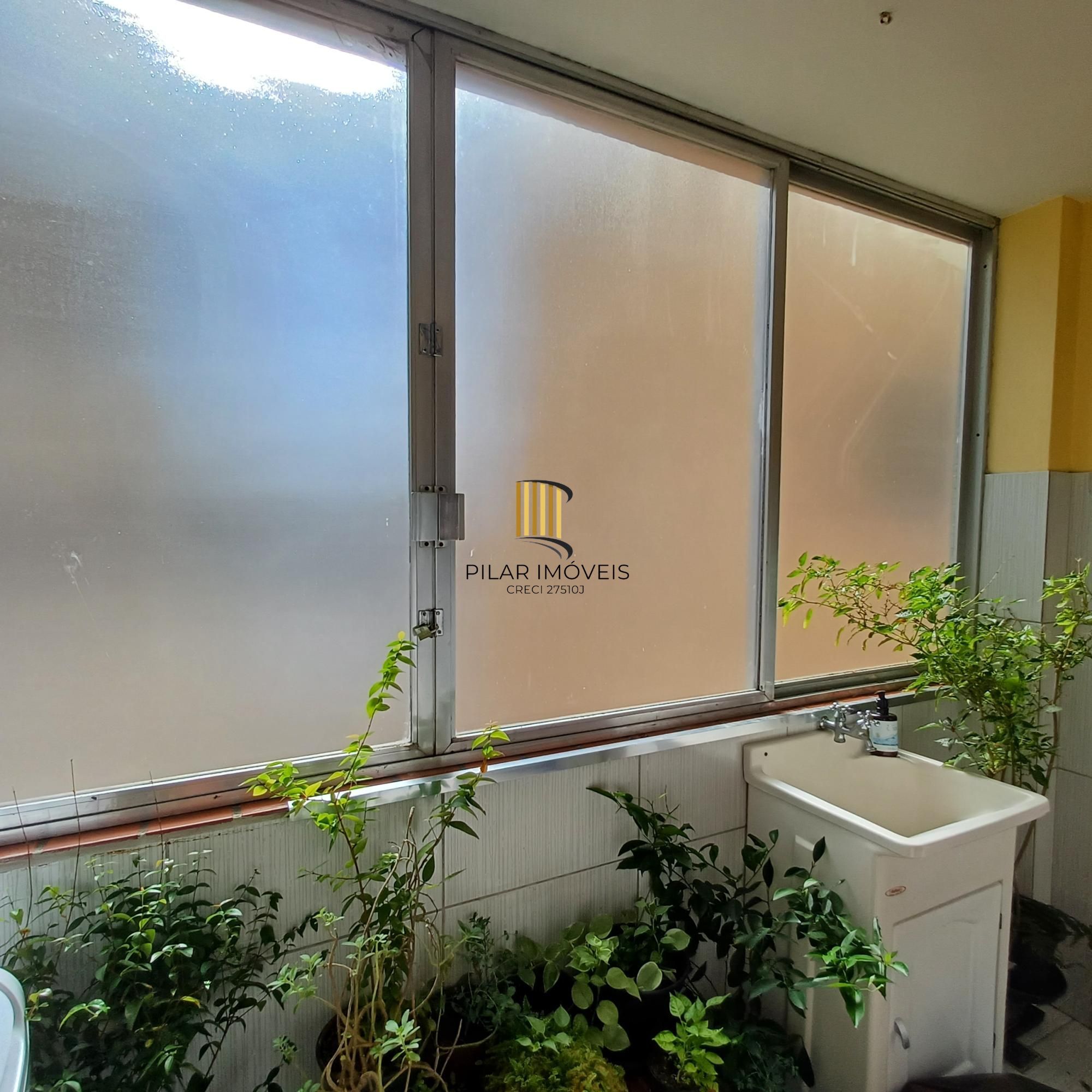 Vende-se apartamento com 2 quartos e 81 m² - Teresópolis