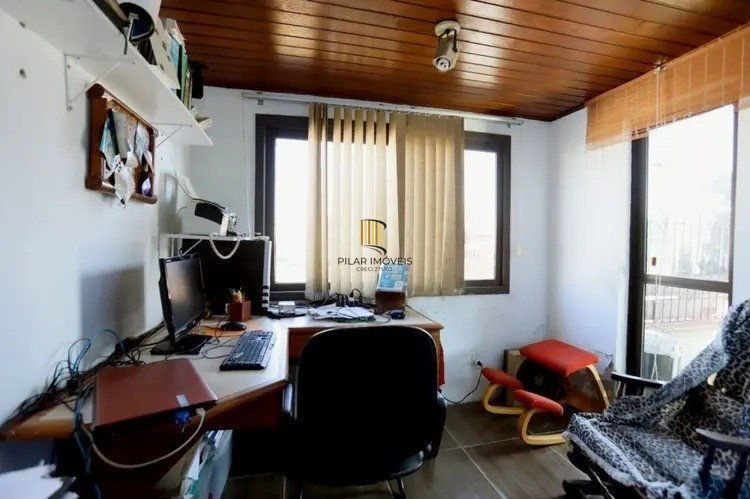 Vende-se ampla cobertura 3 quartos com vaga, lareira e churrasqueira - 175m² - Auxiliadora
