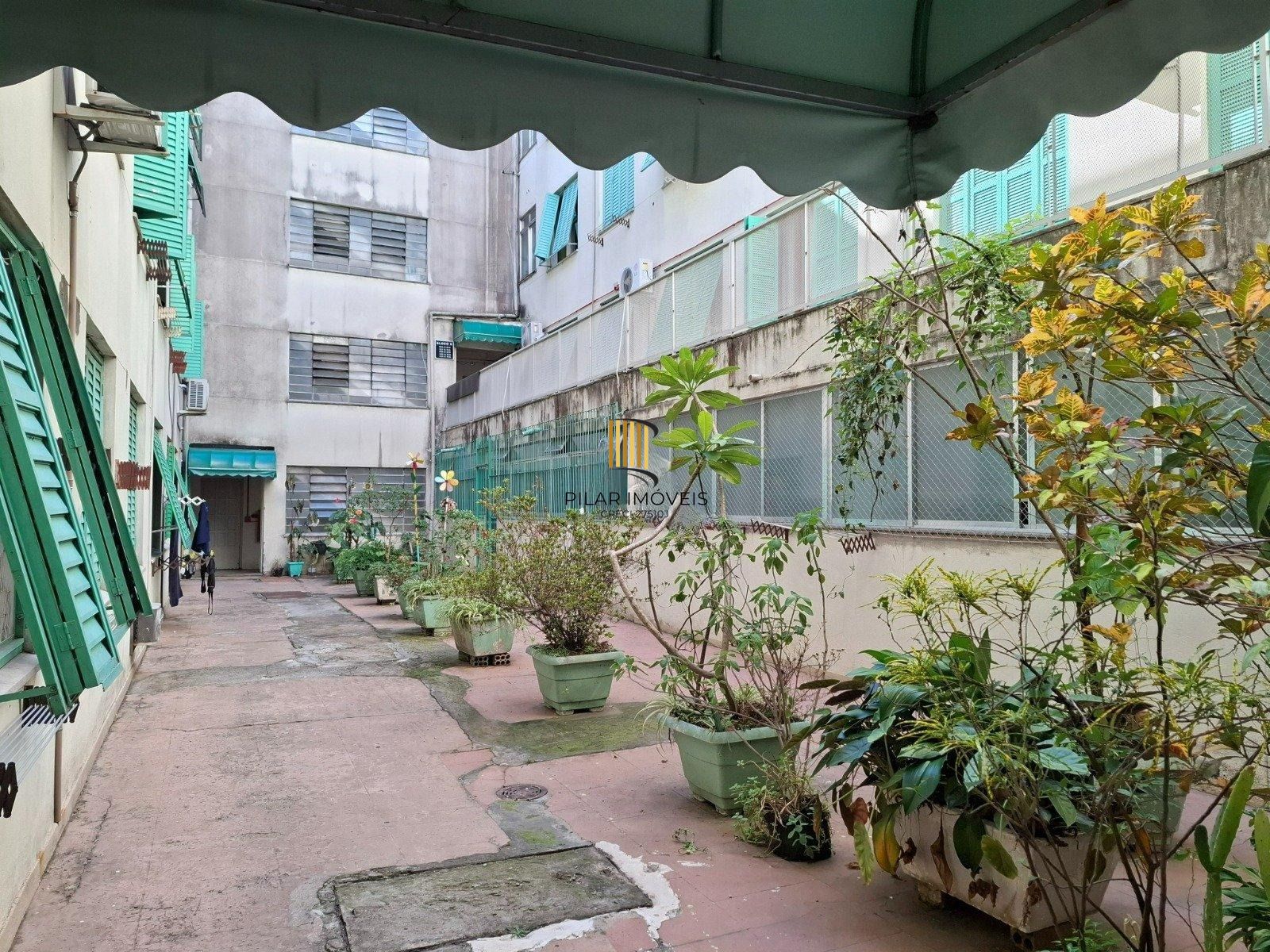 Vende-se apartamento 2 quartos e 63m² - São João