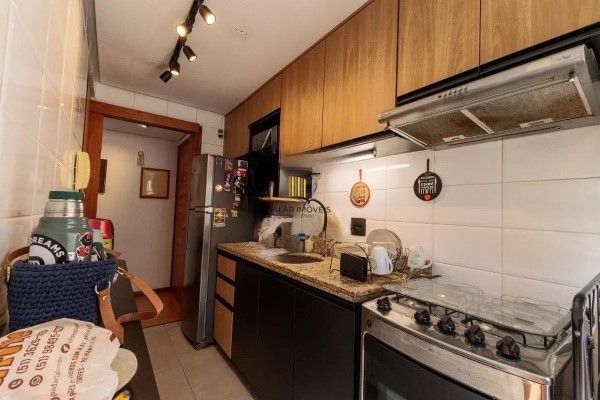 Vende-se apartamento com dois quartos(1 suíte), 73M² e 1 vaga - Rio Branco