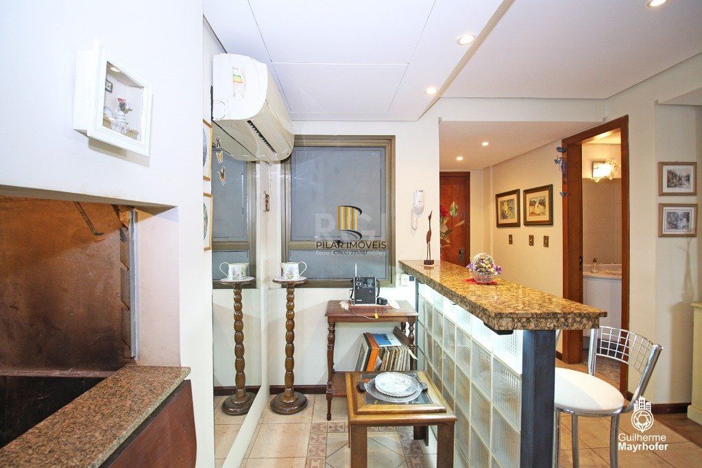 Apartamento para Venda - 90m², 3 dormitórios, sendo 1 suites, 1 vaga - Praia de Belas