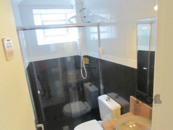 Apartamento com 1 Dormitório e Pátio Privativo no Bairro Petrópolis