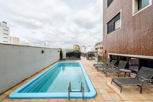 Vende-se apartamento com 3 quartos(1 suíte), 106m² e 2 vagas - Bela Vista