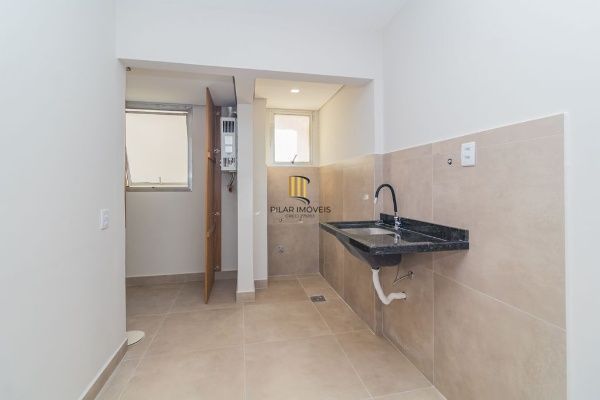 Apartamento reformado com 3 quartos, suíte e 2 vagas – 113 m² -  Mont Serrat
