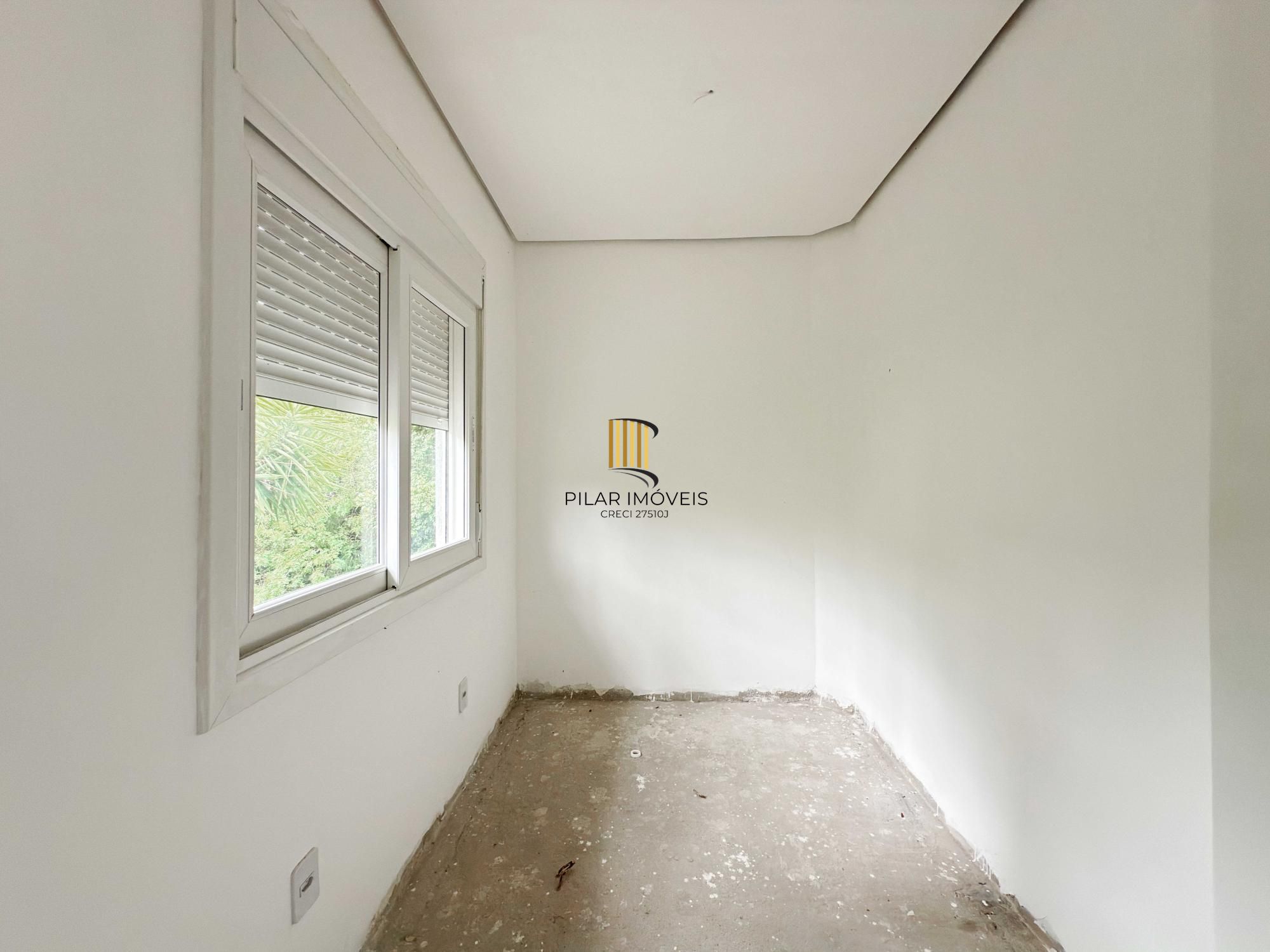 Vende-se casa em condomínio com 4 dormitórios (2 suítes), 3 vagas  – Tristeza