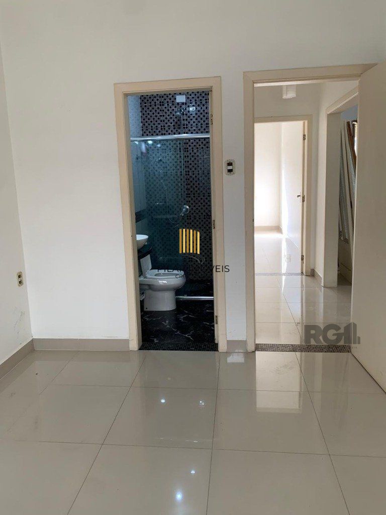 Vende-se belíssimo apartamento 3 suítes, de frente, próximo ao Parcão, reformado e com pátio - 194m² - Auxiliadora