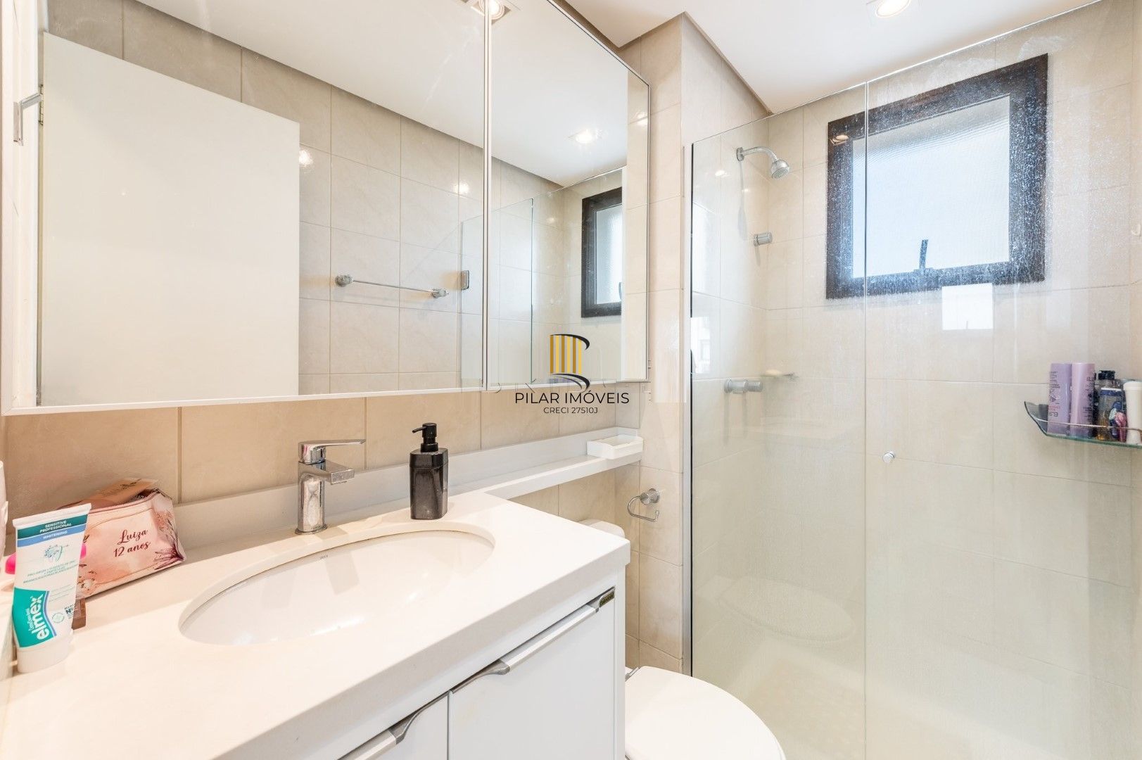 Vende-se apartamento com 3 quartos (1 suíte), 78,5 m² e 2 vagas – Passo da Areia